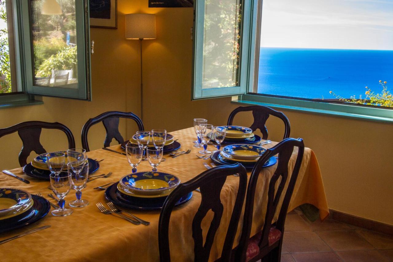 Villa Laura Capo d'Orlando Bagian luar foto