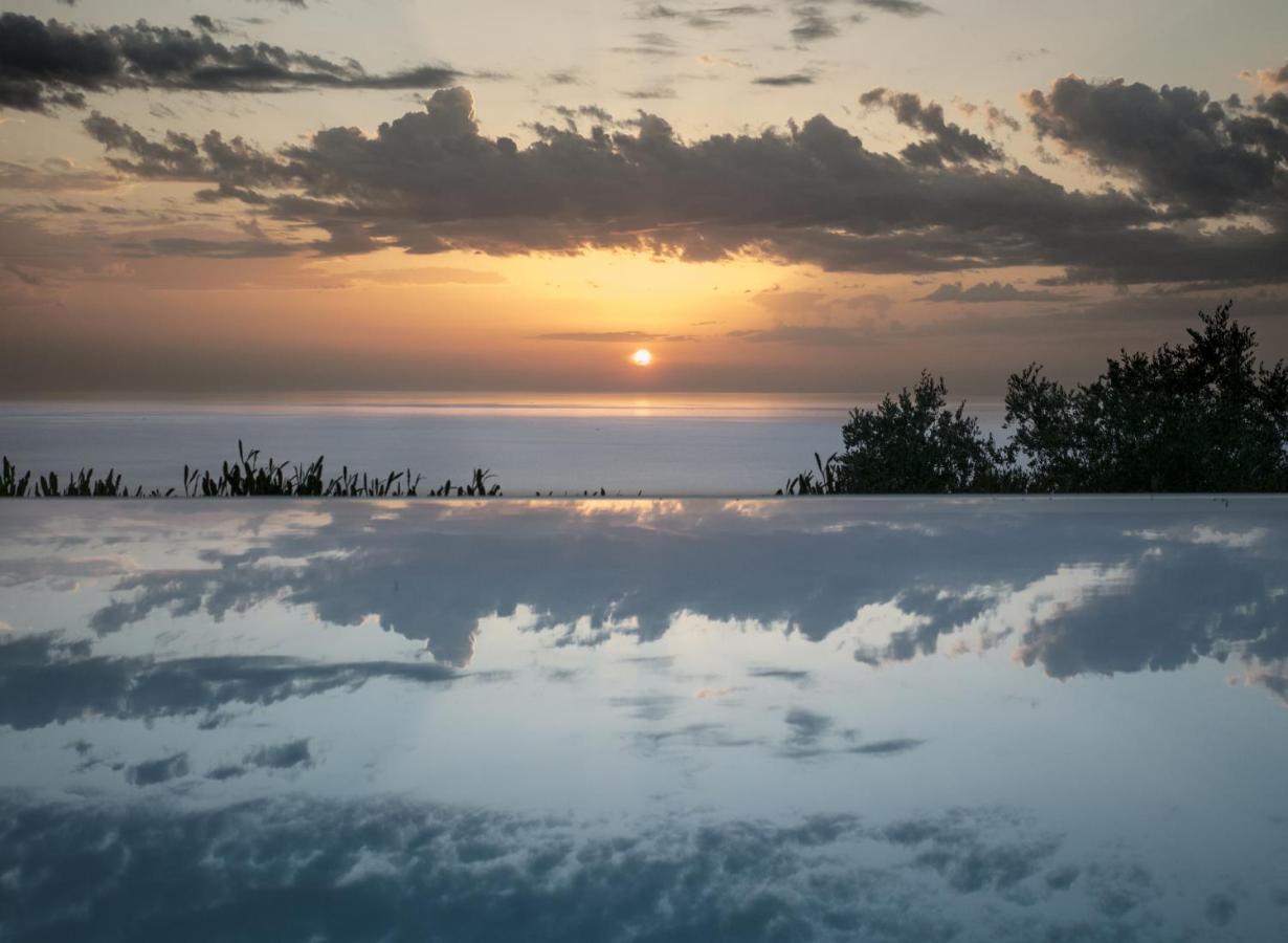 Villa Laura Capo d'Orlando Bagian luar foto